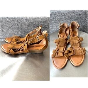 Minnetonka suede Ankle Wedge Sandals Studded Fringe southwestern women’s 9 Brown